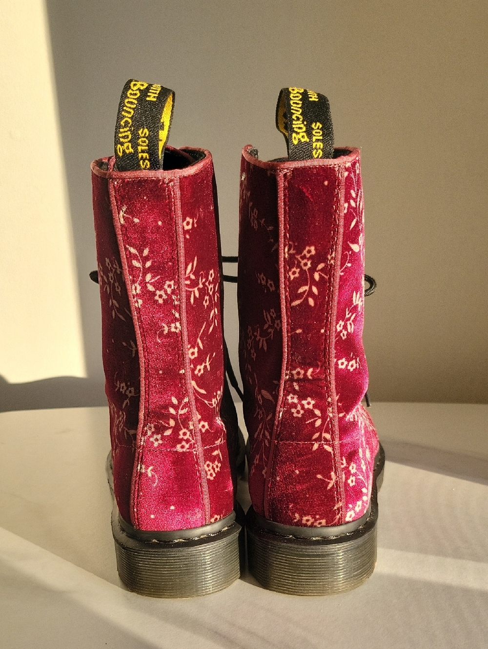 Rare Vintage Dr. Martens Avery Cheery Red Floral Velvet Combat Boots - Picture 4 of 14